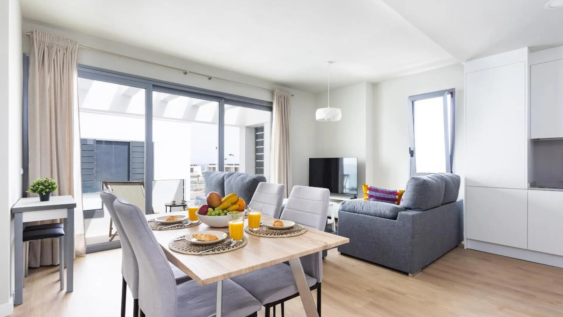 Okstay - Apto De Lujo Con Piscina, A 300M Del Mar Arico